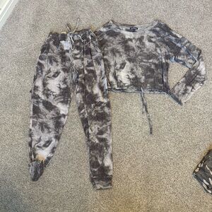 Cozy Gray Tie-Dye Kids Matching Set. Tie front long sleeve top and joggers